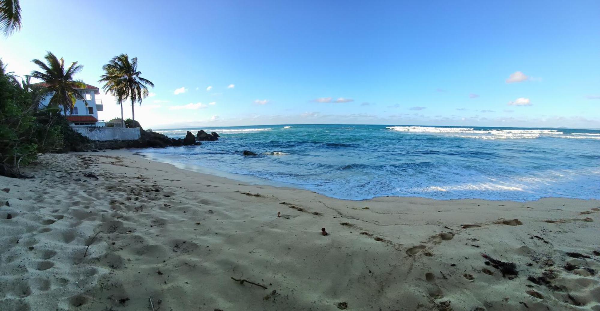 Rooster Run Glamping Camping Has Rooftop And Off The Ground Glamping Experience For 1 To 16 In A Single Tent And Views Of The Rain Forrest And To Culebra Across The Atlantic Ocean W Tents, Linens, Deluxe Air Beds, Warm Shower And More At A Great Pric Vieques Exterior photo