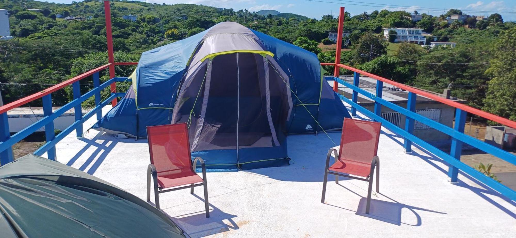 Rooster Run Glamping Camping Has Rooftop And Off The Ground Glamping Experience For 1 To 16 In A Single Tent And Views Of The Rain Forrest And To Culebra Across The Atlantic Ocean W Tents, Linens, Deluxe Air Beds, Warm Shower And More At A Great Pric Vieques Exterior photo
